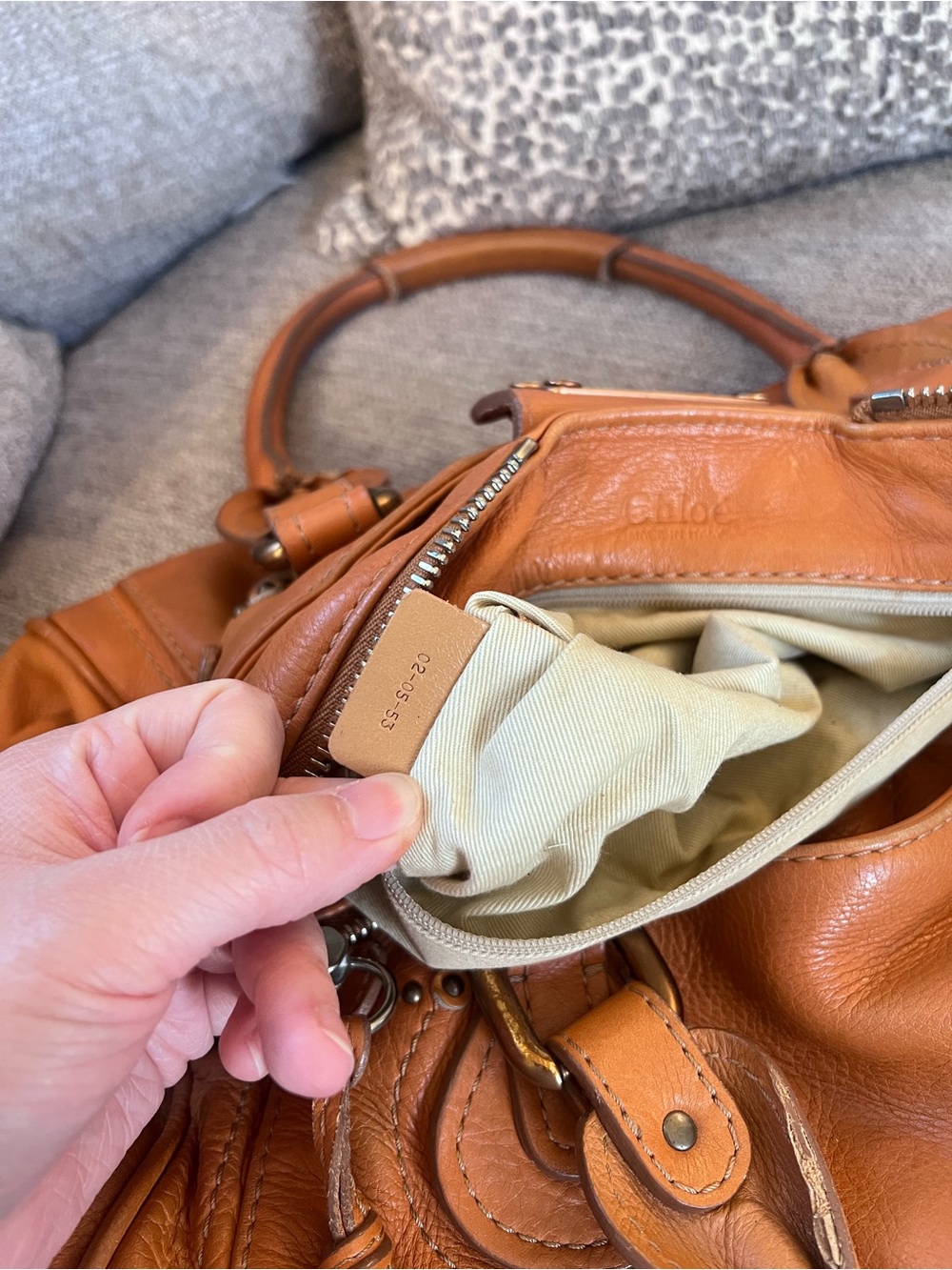 Chloe Paddington Camel Tan Leather Handbag with Gold Accents - Picture 11 of 11